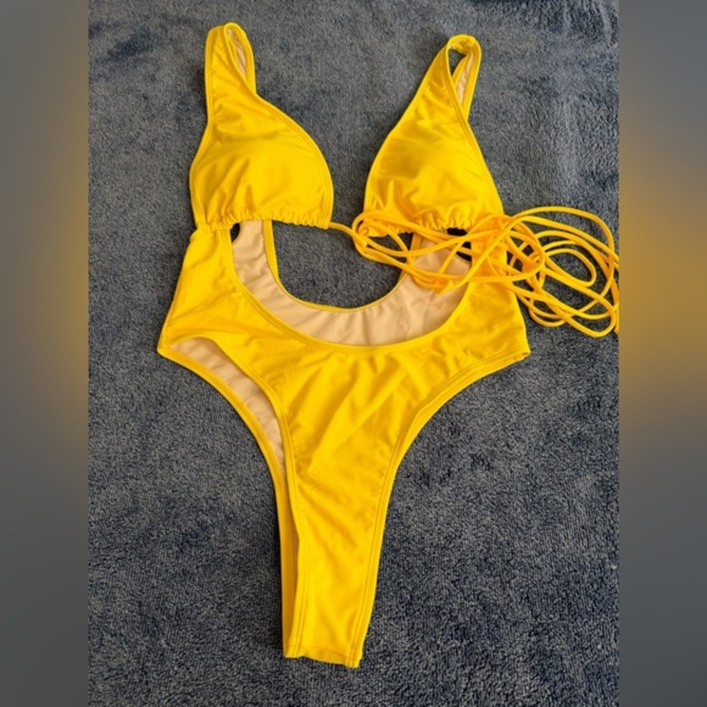 Sunny Yellow Women's One Piece Swimsuit